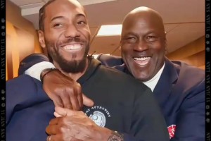 惺惺相惜！名场面：见到小卡以后，笑得合不拢嘴的乔丹！